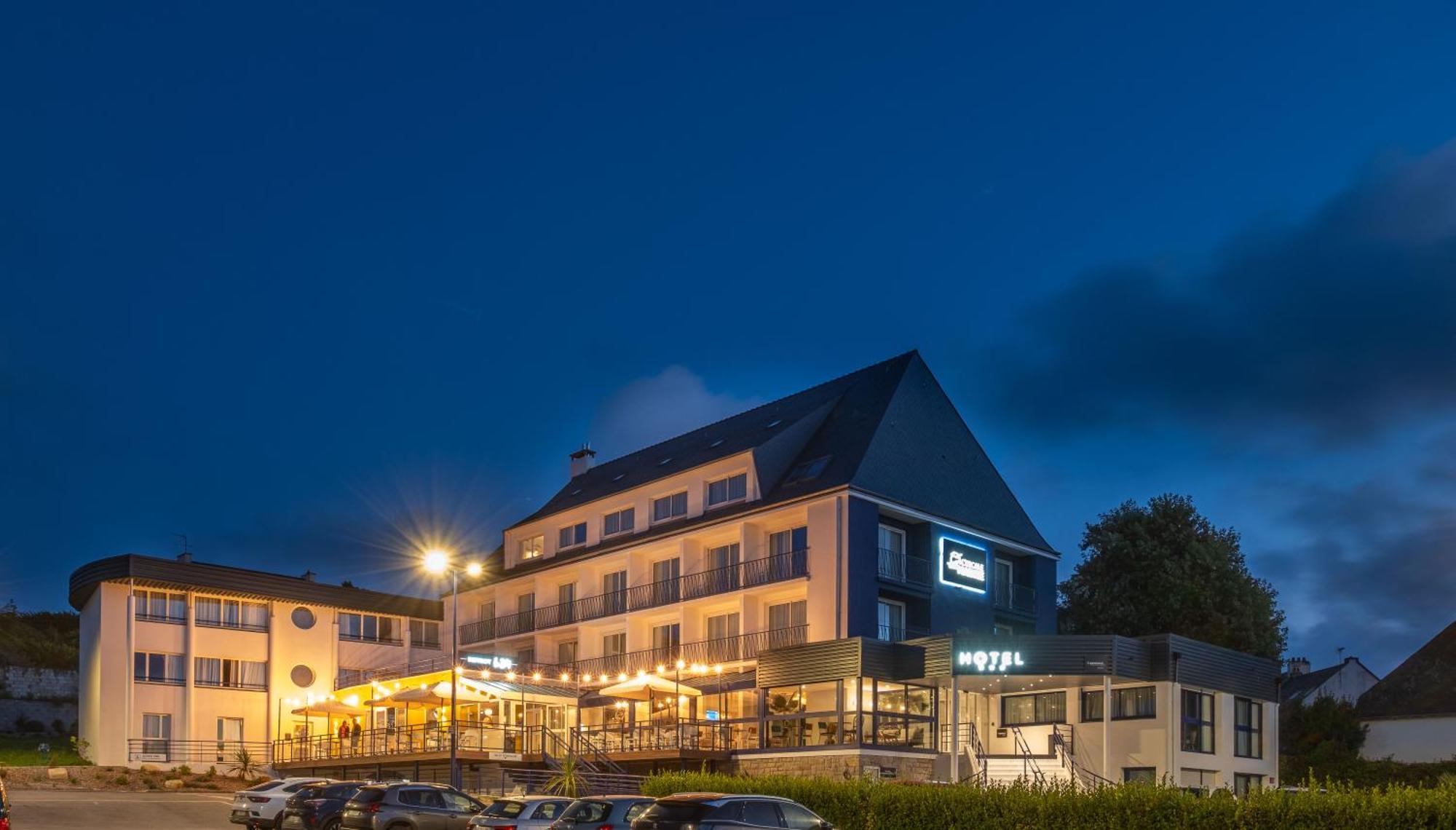 Отель L'Escale Marine, The Originals Relais Крозон Экстерьер фото